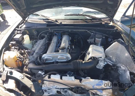 1999 Mazda Mx-5 Miata Leather Pkg/Popular Equipment Pkg/Sports Pkg/Touring Pkg z USA, uszkodzony, nr VIN JM1NB3535X0125025